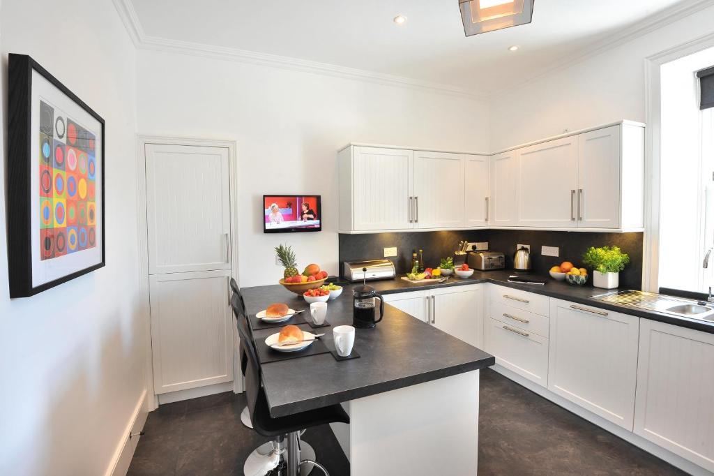 Вилла No. 41 Town House Инвернесс Номер фото